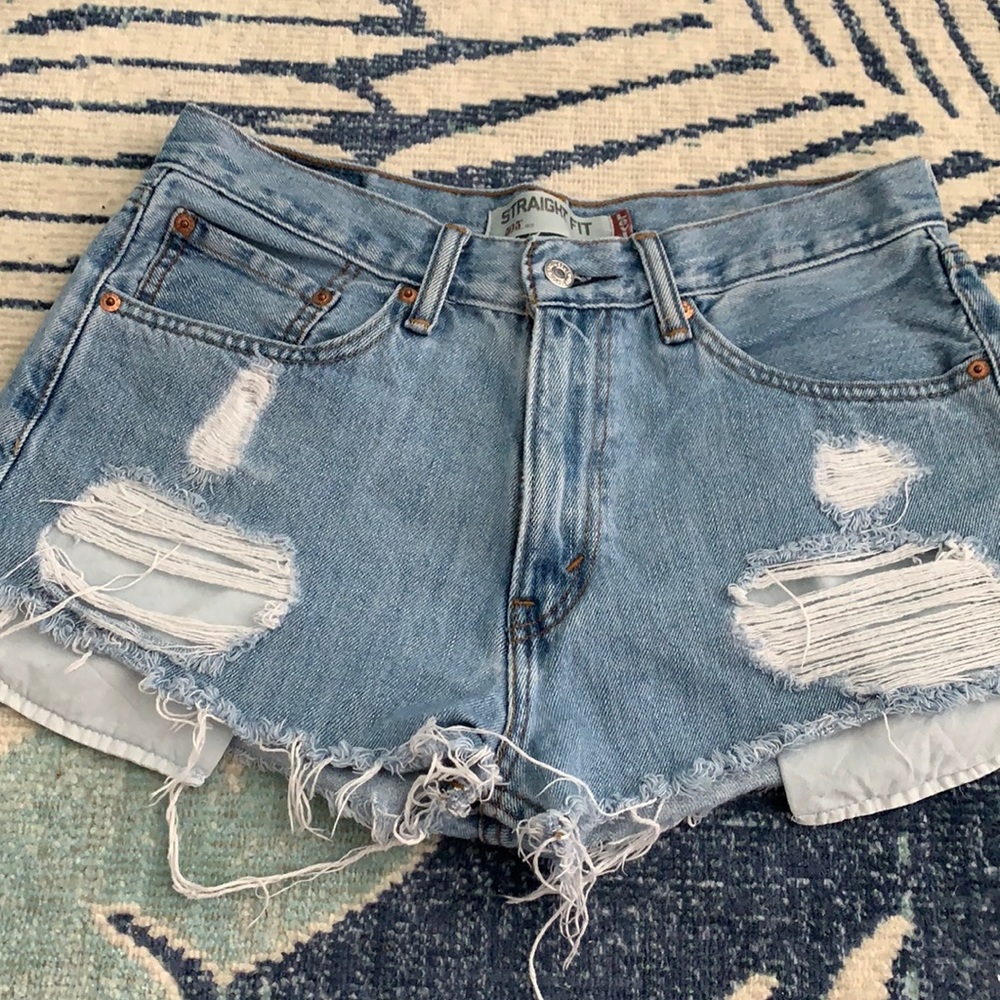 Levi’s midrise distressed shorts